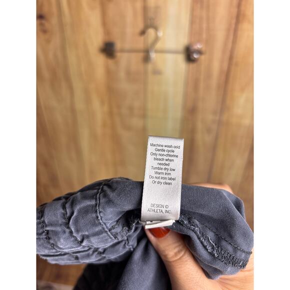 Athleta 100% Lyocell Casual Shorts with Pockets Charcoal Gray Women's Size 10 - Picture 6 of 6